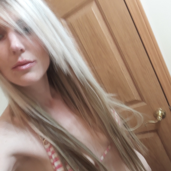 Meet your Posher, Bryanna - Picture 3 of 4